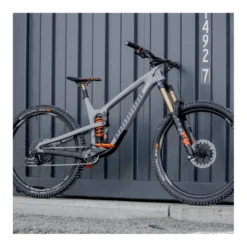 Millenium805 31,8 MTB-Lenker schwarz/orange